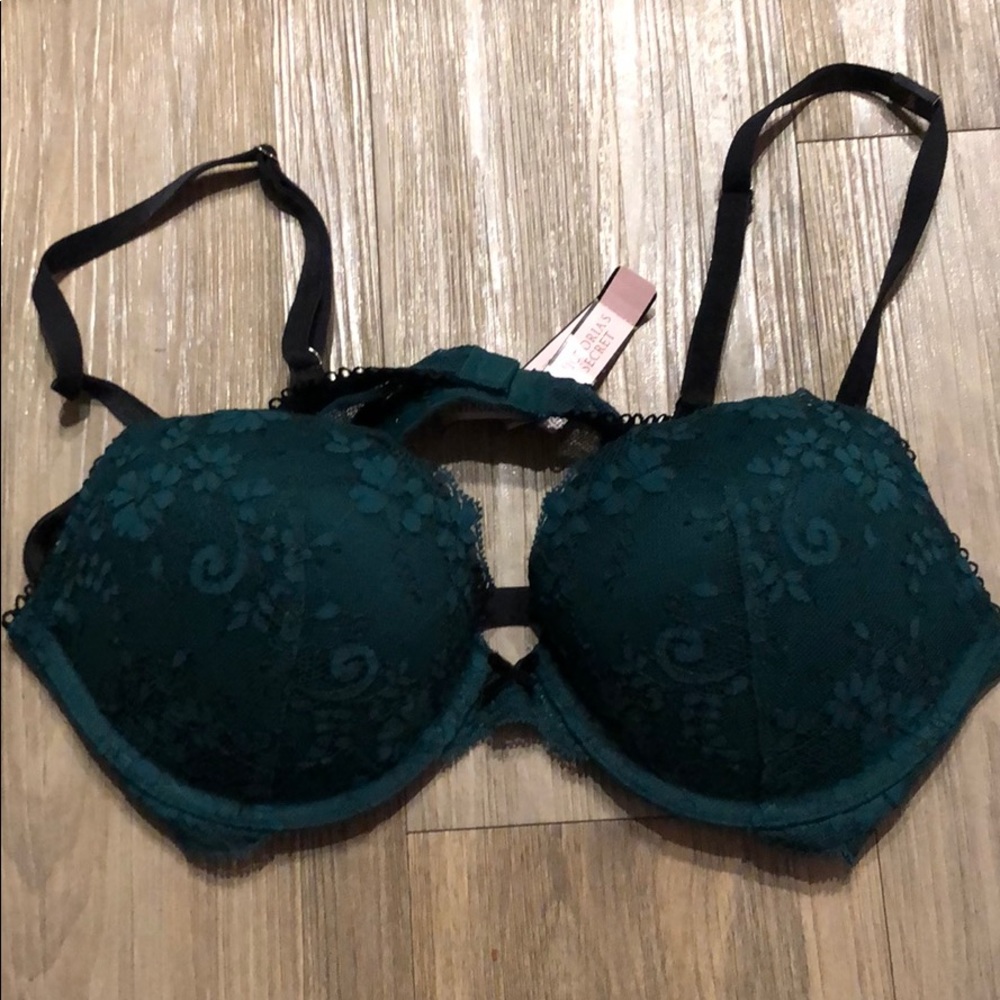 Victoria’s Secret forest green lace bra